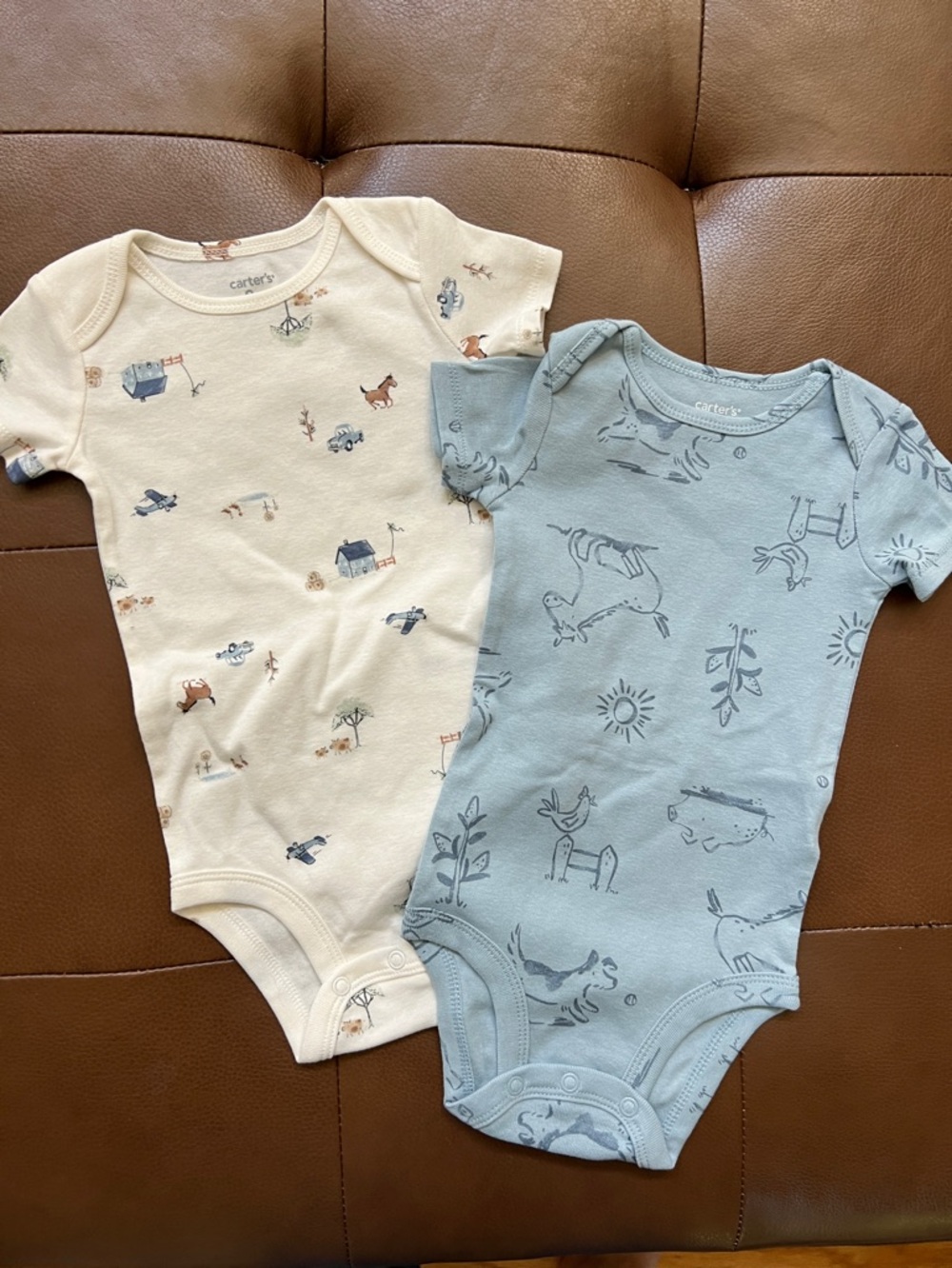 Two NEW Boys 9 month Carter’s Onesies Bodysuits Farm/Animals